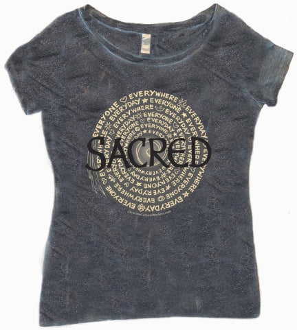 T-Shirt - SACRED - Every day, everywhere, everyone - Fitted